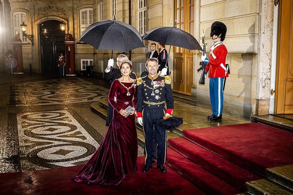 Diện mạo quyền quý của tân Hoàng hậu Đan Mạch-15