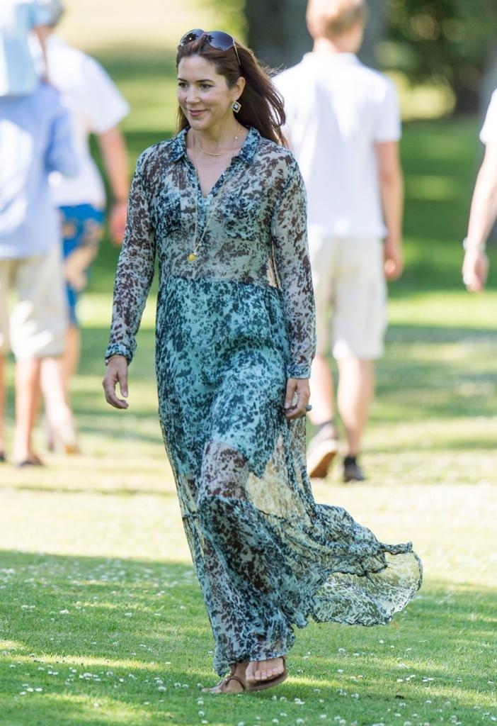 Diện mạo quyền quý của tân Hoàng hậu Đan Mạch-6