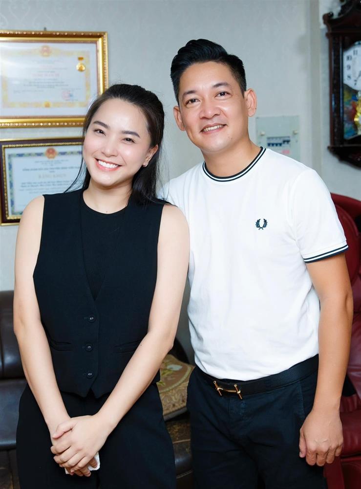 Hải Băng sau 4 năm giải nghệ: Bán hàng online, sung túc bên chồng và 3 con-5