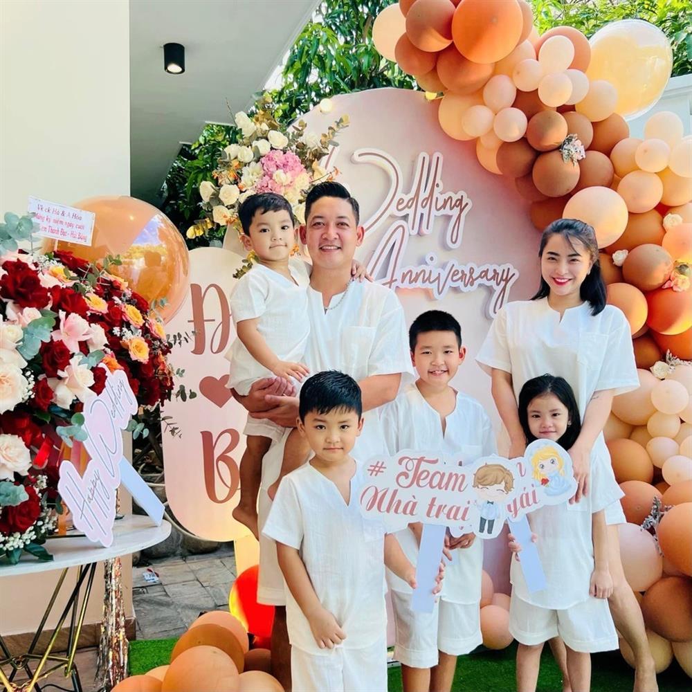 Hải Băng sau 4 năm giải nghệ: Bán hàng online, sung túc bên chồng và 3 con-7