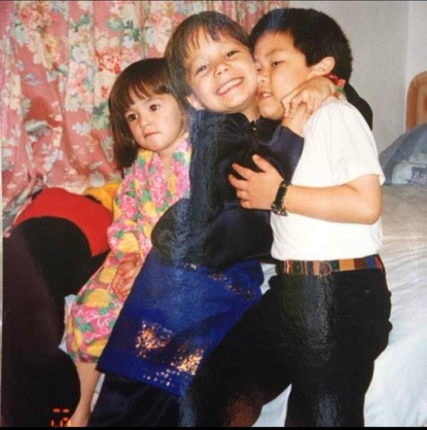 Hình ảnh mới nhất được Hoàng tử Brunei đăng tải hé lộ mối quan hệ đặc biệt hiếm có của cặp đôi hoàng gia-4