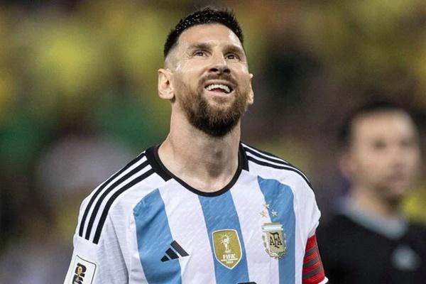 HLV Troussier không bầu Messi vào top 3 cầu thủ xuất sắc nhất thế giới-1