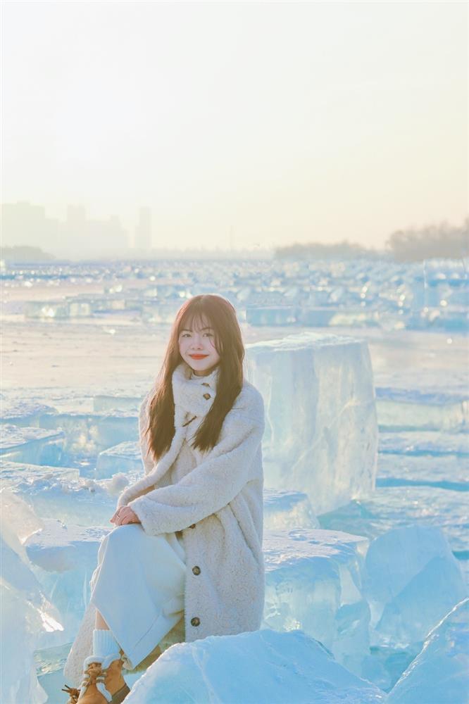 Khách Việt chịu cái lạnh tê tái -30 độ C để hất nước sôi nóng lên trời-2