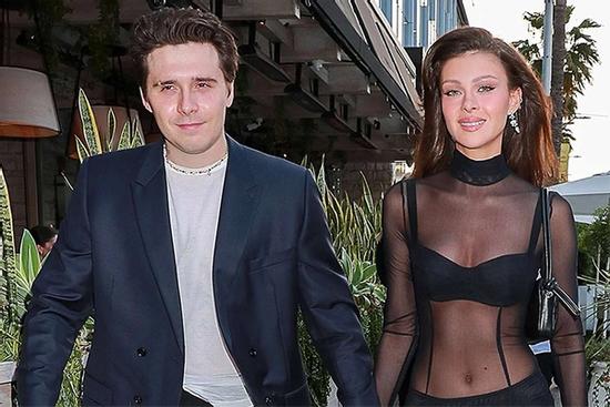 Những lần vợ chồng Brooklyn Beckham bị chê 'chẳng biết gì về cái nghèo'