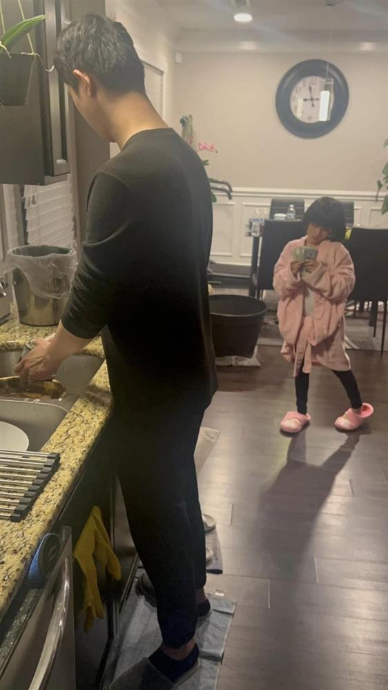 Vướng tin đồn sống trong khu ổ chuột khi theo chồng sang Mỹ, Trang Trần livestream tiết lộ toàn bộ cơ ngơi-3