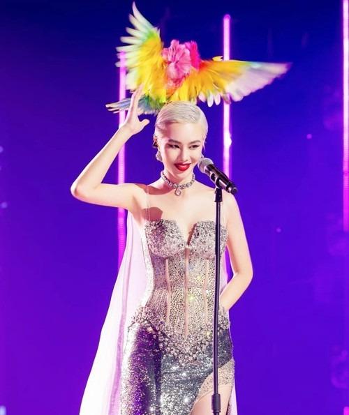 Nhiều chị đẹp sốc tâm lý-3