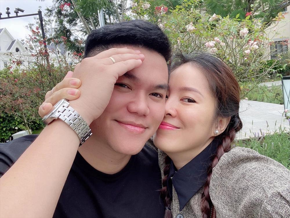 Lê Phương khoe nhan sắc xinh đẹp được mẹ truyền con nối qua 4 thế hệ, sắc vóc mẹ ruột gây chú ý nhất!-6