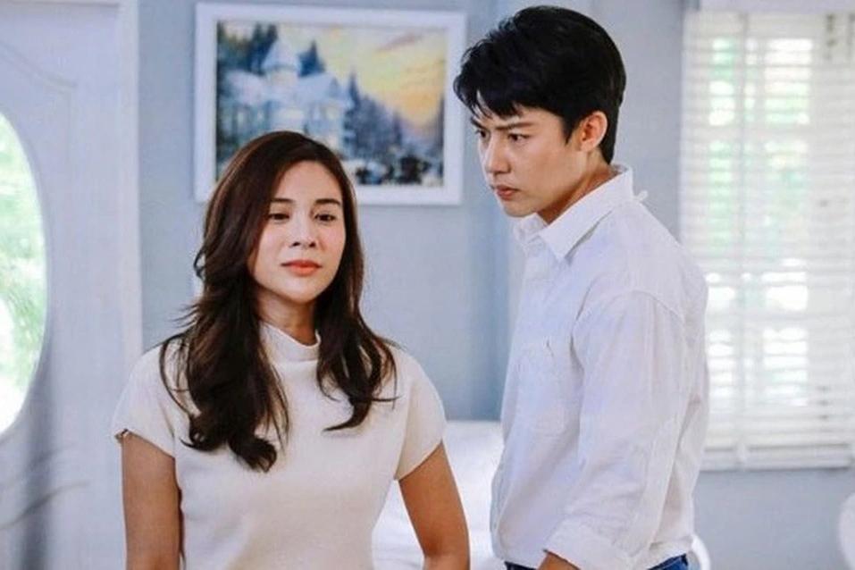 Sau bữa cơm với bạn thân, tôi về nhà ôm chồng bật khóc-2