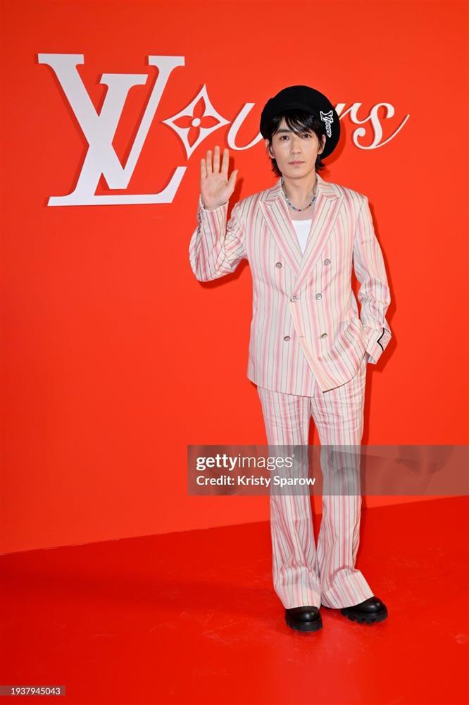 Dàn soái ca Cbiz qua ống kính hung thần tại Tuần lễ Thời trang Paris và Milan-1