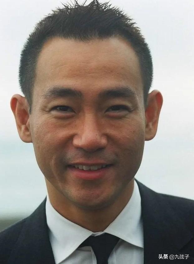 Tài tử từng đóng phim TVB phản ứng trước tin đồn kết hôn với bạn trai đồng giới-5