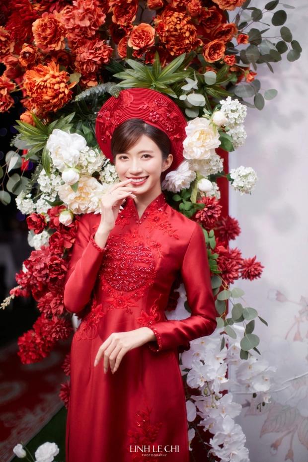 Ngọc Huyền Thương Ngày Nắng Về xinh đẹp rạng rỡ trong lễ ăn hỏi-2