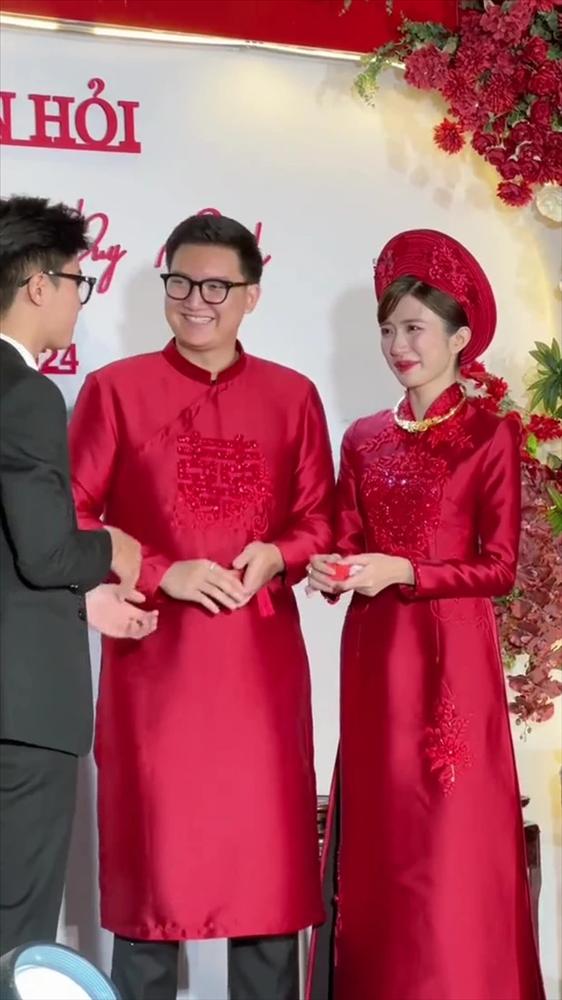 Ngọc Huyền Thương Ngày Nắng Về xinh đẹp rạng rỡ trong lễ ăn hỏi-6