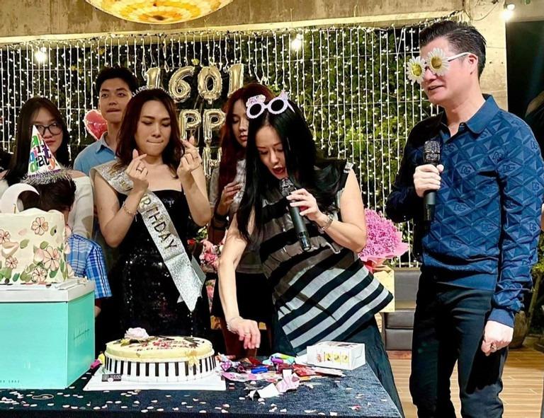 Hồng Nhung, Quang Dũng mừng sinh nhật Mỹ Tâm, khẳng định tình bạn 25 năm-1