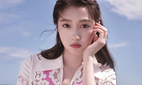 Bạch Lộc và Triệu Lộ Tư bất ngờ bị chỉ trích dữ dội vì giật spotlight của đồng nghiệp trong quá khứ-3