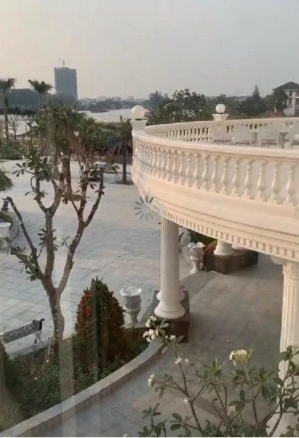 Siêu mẫu Lan Khuê làm dâu gia tộc giàu có bậc nhất Việt Nam: Ở dinh thự dát vàng, cuộc sống viên mãn-7