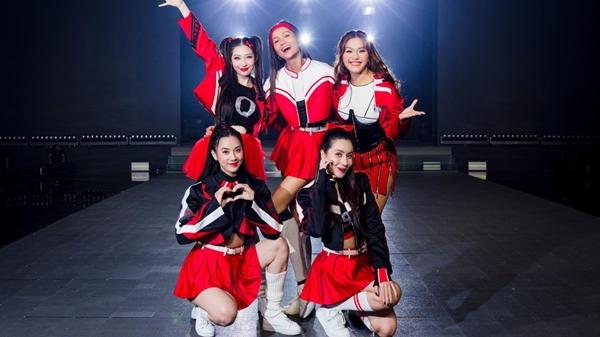 Nhiều bản hit sống lại ở Chị Đẹp-2