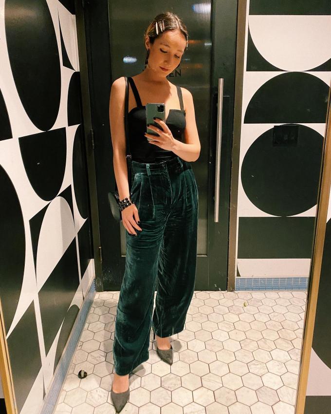 Phong cách thời trang sang xịn mịn của con gái lớn xinh đẹp, tài năng nhà diva Mỹ Linh-2