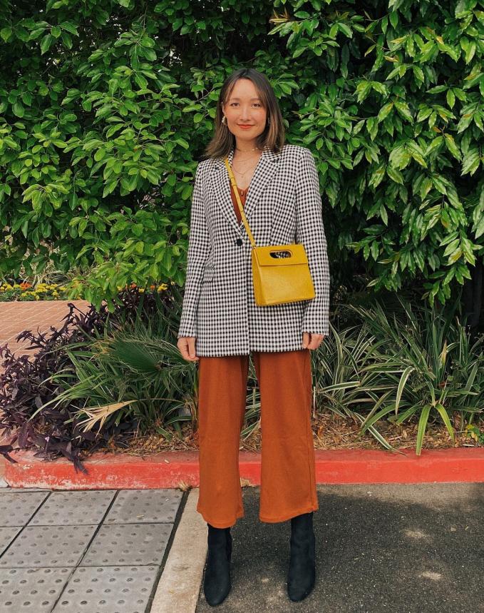 Phong cách thời trang sang xịn mịn của con gái lớn xinh đẹp, tài năng nhà diva Mỹ Linh-6