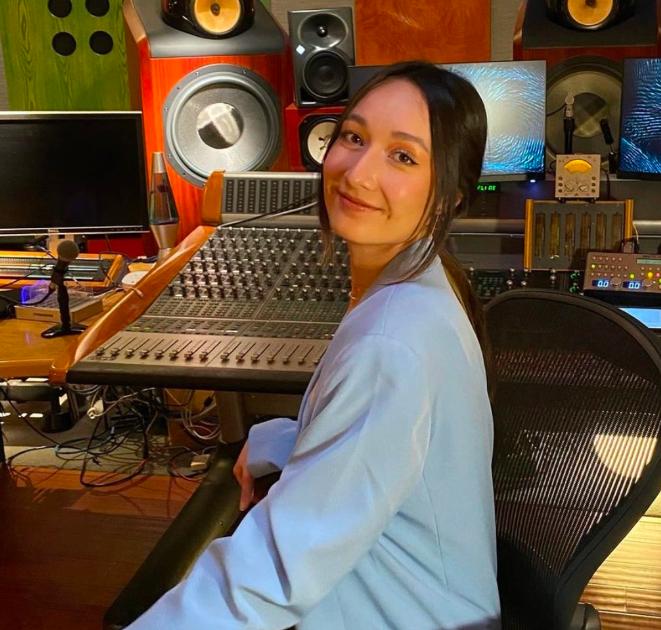 Phong cách thời trang sang xịn mịn của con gái lớn xinh đẹp, tài năng nhà diva Mỹ Linh-8