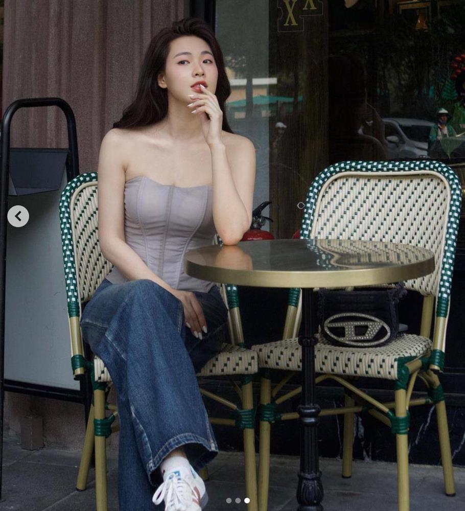 Lưu Diệc Phi bản Việt khoe dáng quyến rũ với áo đúc dáng nhưng lại mắc lỗi-2