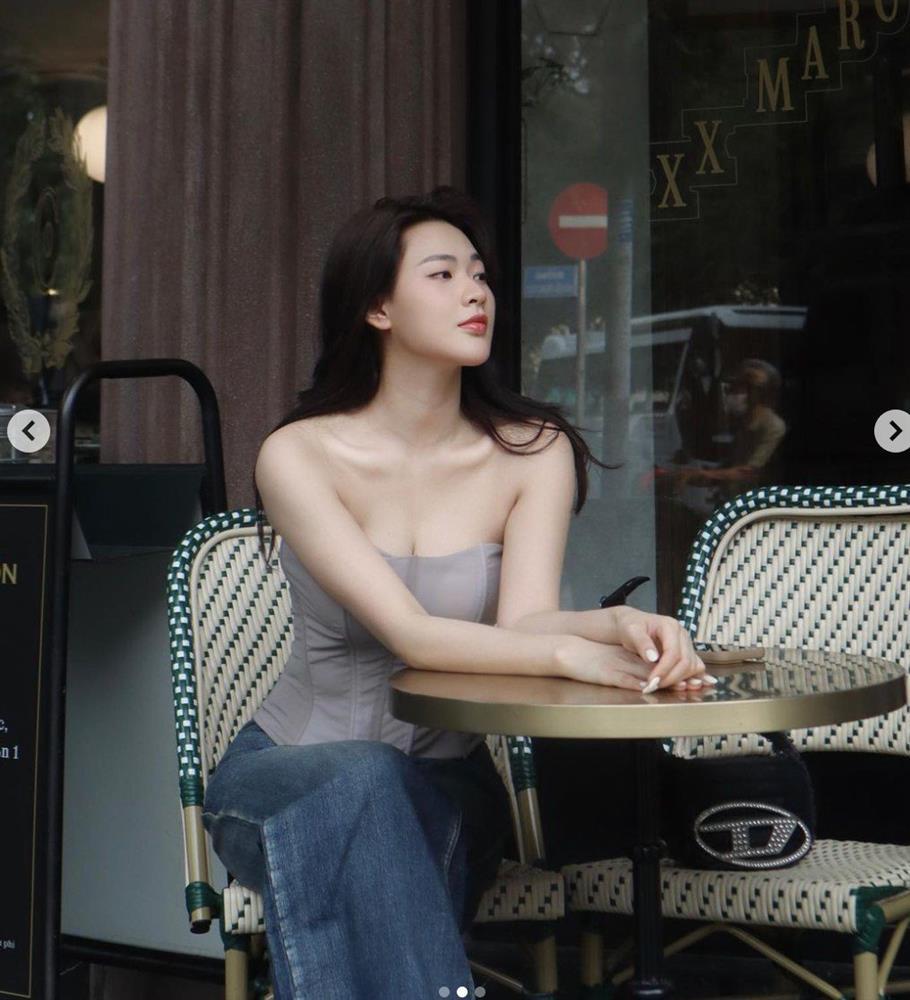 Lưu Diệc Phi bản Việt khoe dáng quyến rũ với áo đúc dáng nhưng lại mắc lỗi-3