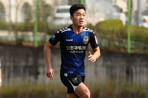 Xuân Trường: Cầu thủ Thái Lan bản lĩnh hơn Việt Nam-2