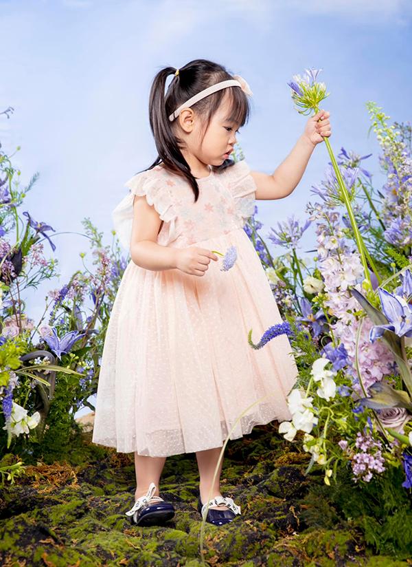 Con gái Cường Đô la - Đàm Thu Trang: Được bố mẹ cưng chiều như công chúa-3