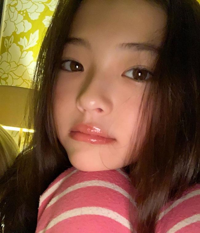 3 bé gái đẹp như thiên thần, tuổi thiếu nữ thay da đổi thịt gây bất ngờ với màn trổ sắc ấn tượng-3