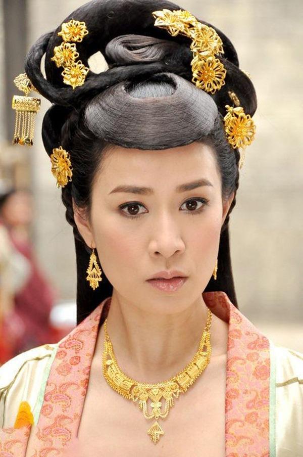 Xa Thi Mạn sở hữu khối tài sản khủng, được ví như Nữ hoàng bất động sản Hong Kong-6