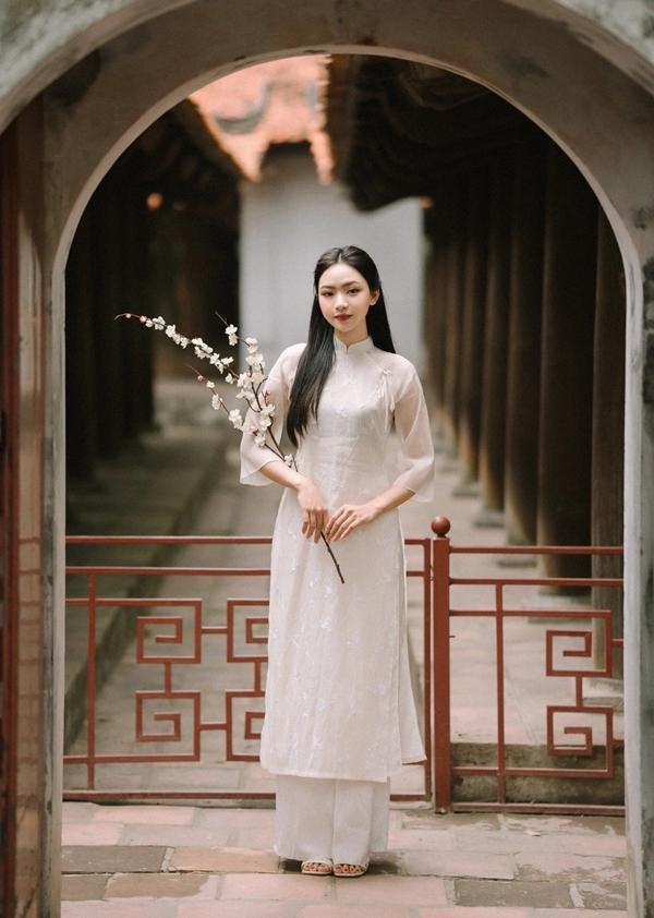 Thợ ảnh kiếm bộn tiền dịp Tết khi một m2 có 10 nàng thơ-1