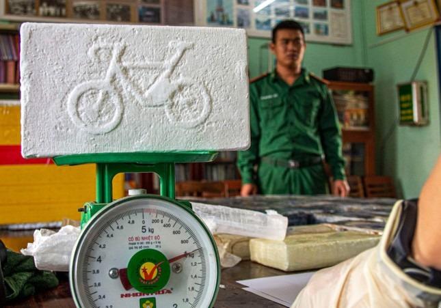 Đường đi lạ của 3 tạ cocain dạt vào bờ biển Quảng Ngãi-2