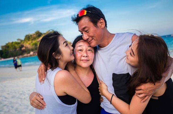 Tài tử Hong Kong Lương Gia Huy xúc động trong đám cưới con gái-5