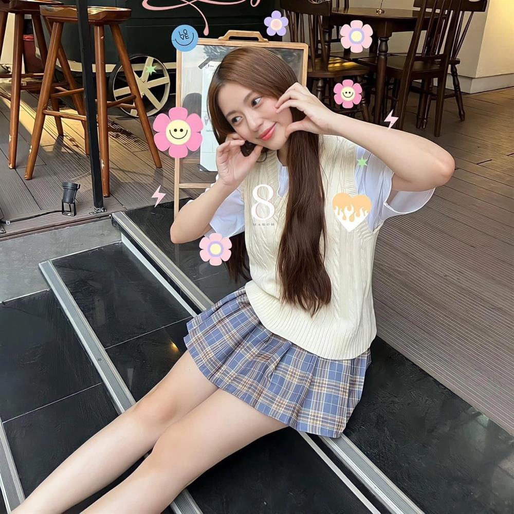 Nhan sắc ngọt ngào của hot girl Hàn tự tin giải đố bằng tiếng Việt-2