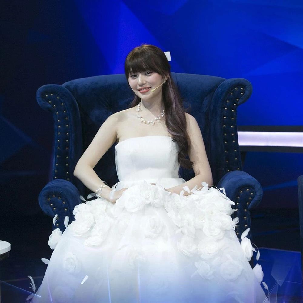 Nhan sắc ngọt ngào của hot girl Hàn tự tin giải đố bằng tiếng Việt-3