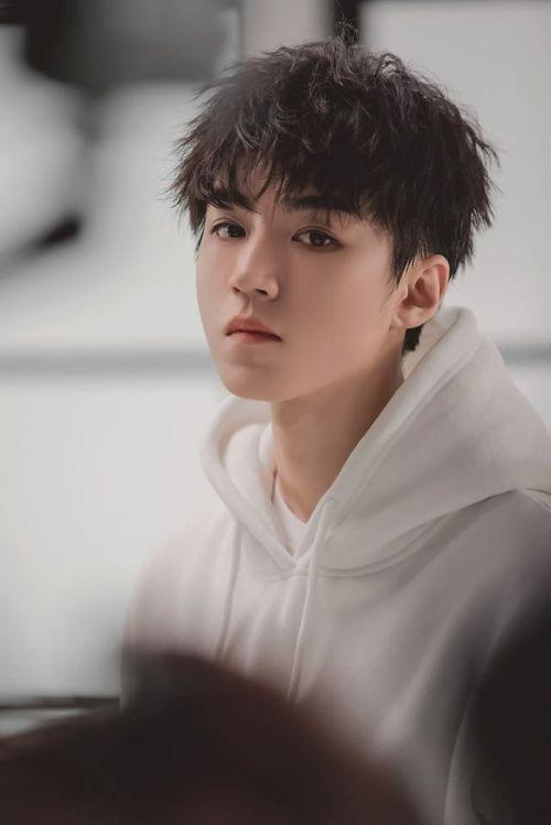 Vương Tuấn Khải vì một đàn anh mà chăm chỉ làm điều này suốt 5 năm, khán giả tán thưởng không ngớt-6