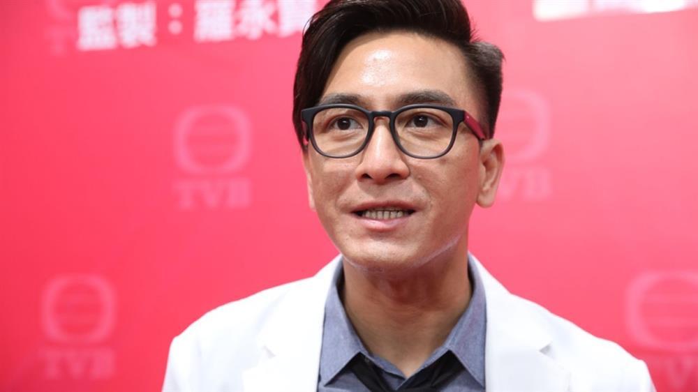 Tài tử Hong Kong Mã Quốc Minh tiết lộ Tiêu Chiến là thần tượng của bà xã Thang Lạc Văn-3