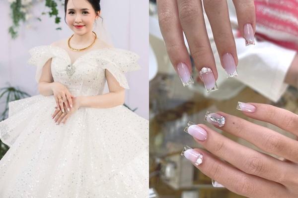 Cô dâu Hà Nội khoe cơ bắp, bế ẵm chú rể và chuyện tình phòng gym gây sốt-5