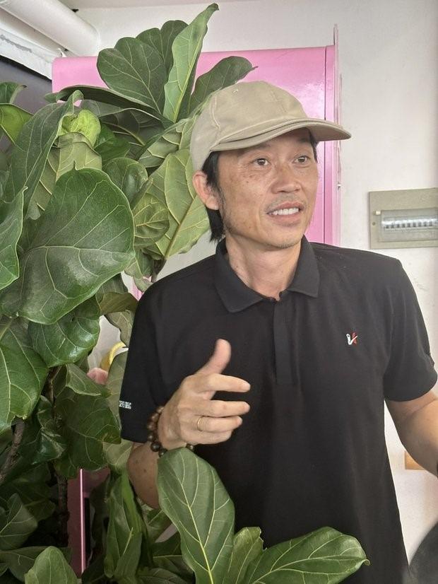 Trải qua nhiều thăng trầm, Hoài Linh chọn cuộc sống bình yên, đơn giản-1