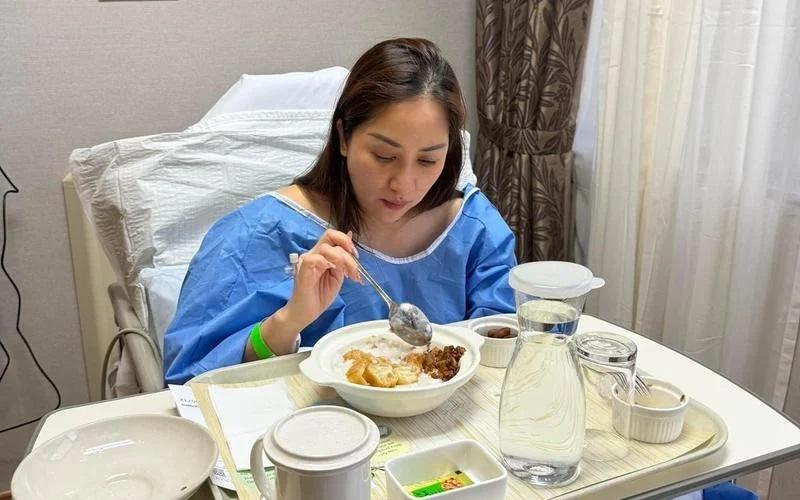 Khánh Thi sang nước ngoài chữa bệnh, tình trạng sức khỏe sau nhiều giờ gây mê thế nào?-1