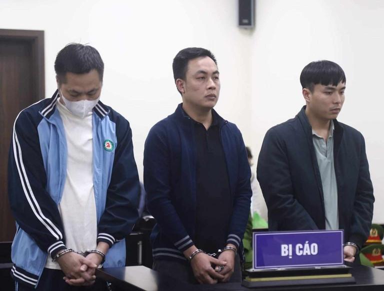 Chủ dê bị bắn trộm xin khoan hồng cho 3 cựu cán bộ công an-1