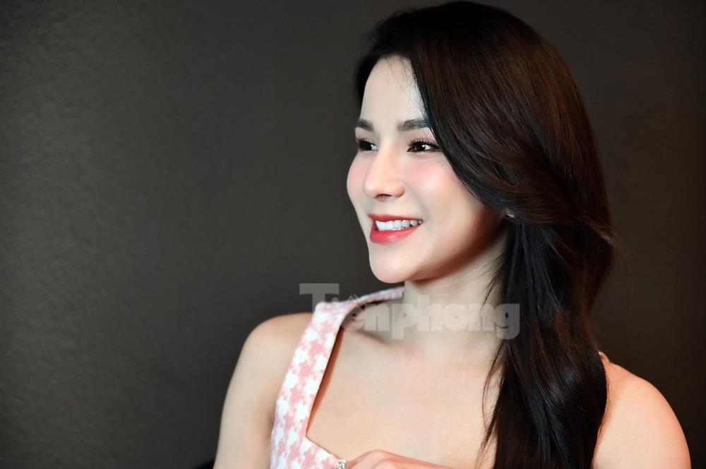 Sắc vóc chị đẹp hai con Diệp Lâm Anh ở tuổi 35-2