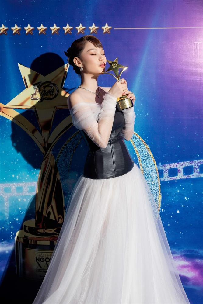 Minh Hằng ở ẩn sinh con: Được chồng cưng chiều, vẫn day dứt nhớ nghề-10