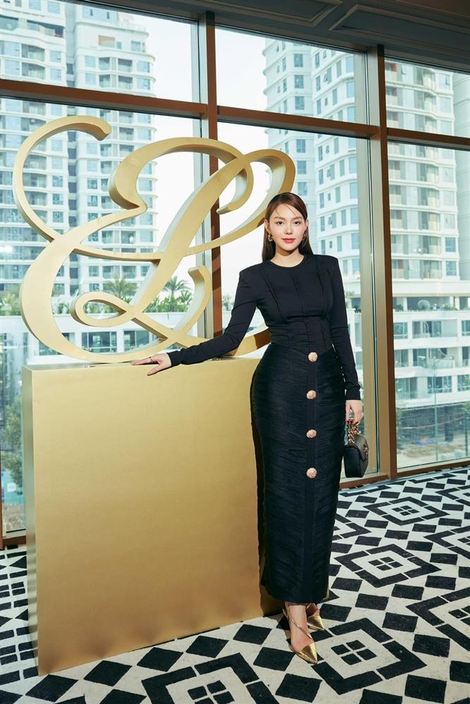 Minh Hằng ở ẩn sinh con: Được chồng cưng chiều, vẫn day dứt nhớ nghề-13