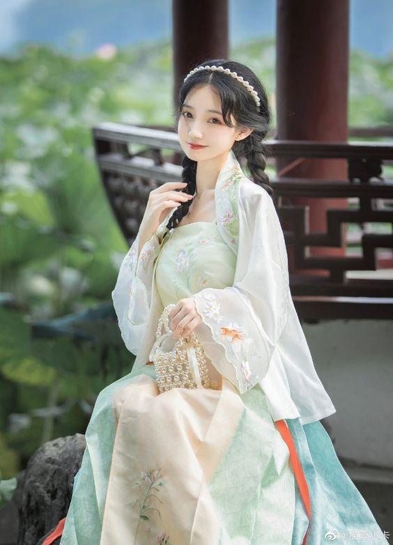 Tử vi cuối tuần: 3 con giáp một bước lên tiên, làm một lời mười, gánh lộc mỏi vai-2