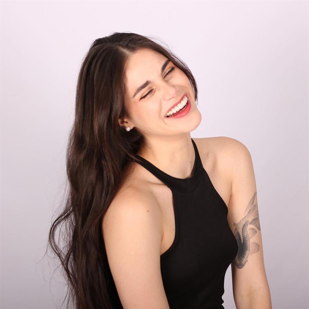 Người đẹp Venezuela cao 1,82 m sang Việt Nam thi hoa hậu-12