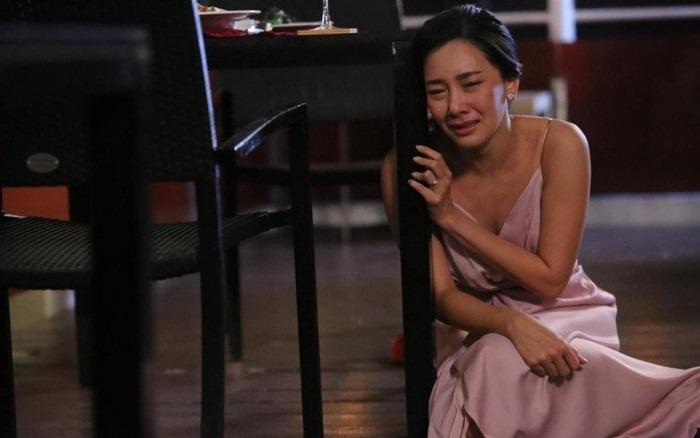 Món quà mừng cưới của bạn trai cũ làm tôi day dứt, ân hận mãi-1