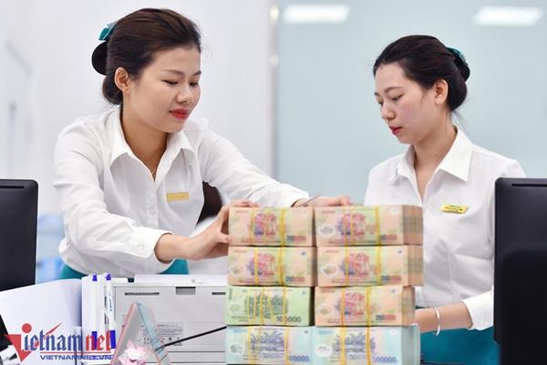 Nỗi ám ảnh của nhân viên ngân hàng ngày gần Tết-1