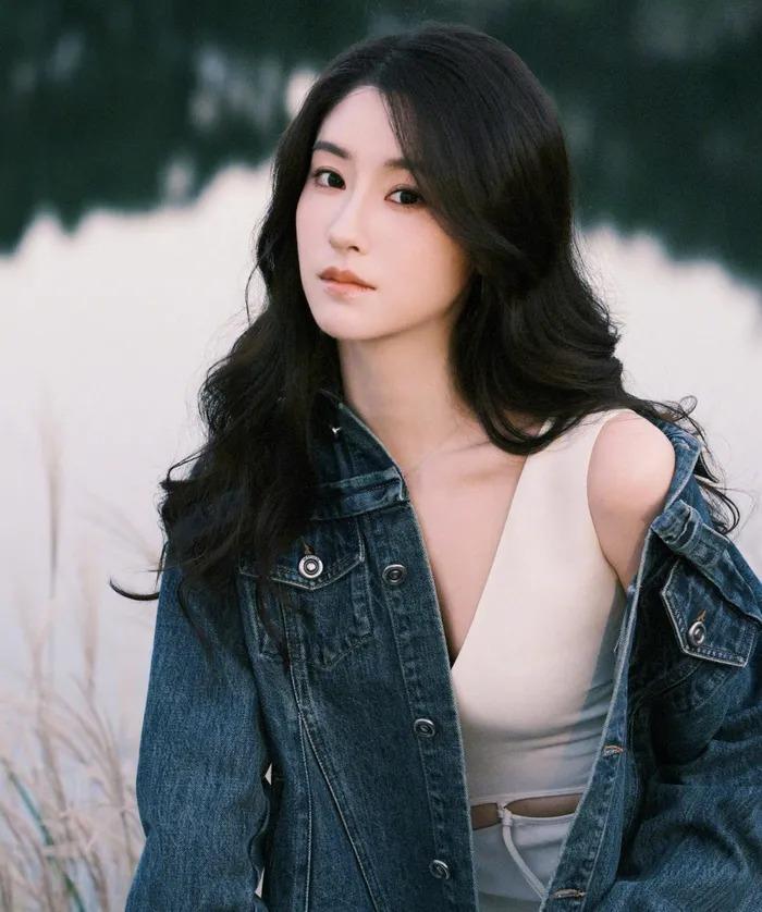 Tiểu Long Nữ phiên bản 2024 bị chê quá xấu-4