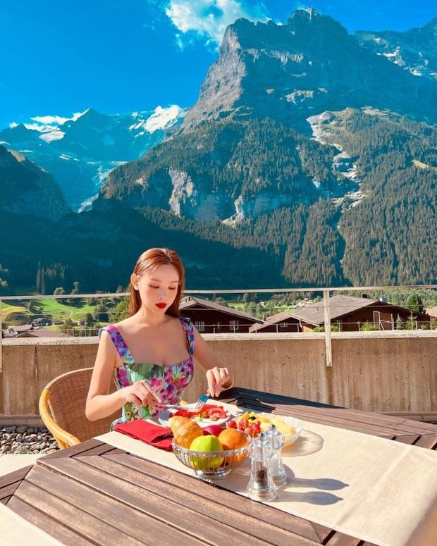 Huyền Baby ở tuổi U40 vẫn đẹp như gái đôi mươi, bí quyết nằm ở bữa sáng healthy-4