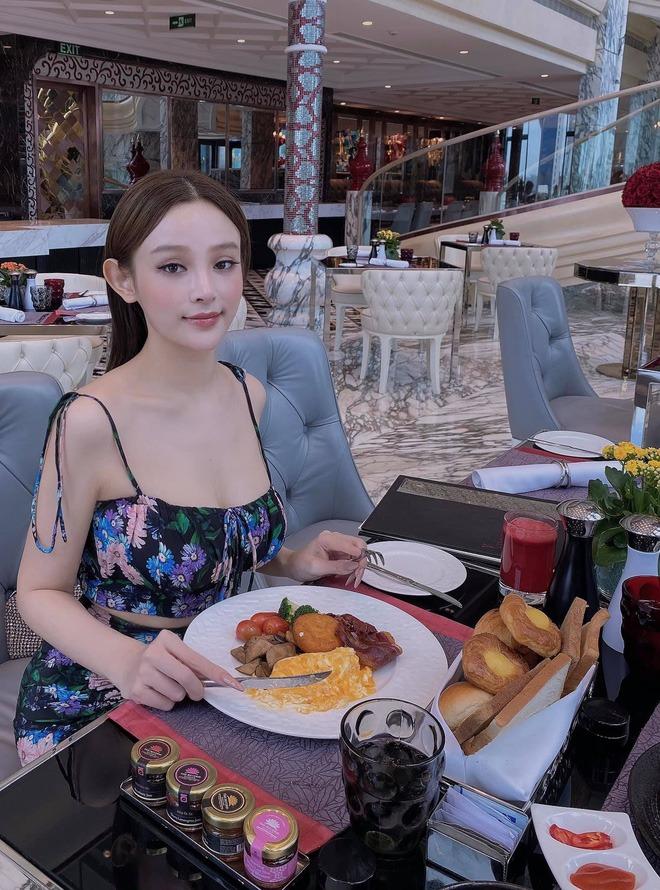 Huyền Baby ở tuổi U40 vẫn đẹp như gái đôi mươi, bí quyết nằm ở bữa sáng healthy-5